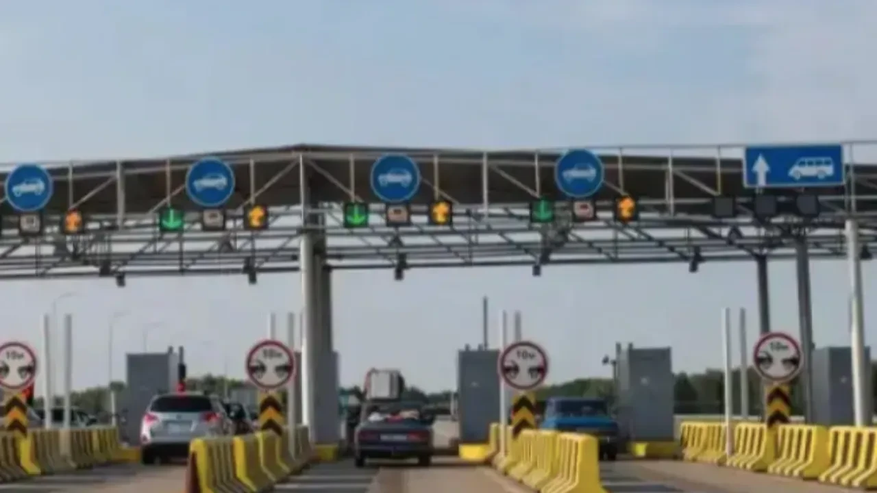 На трассах Казахстана заработали автоматические штрафы за превышение скорости