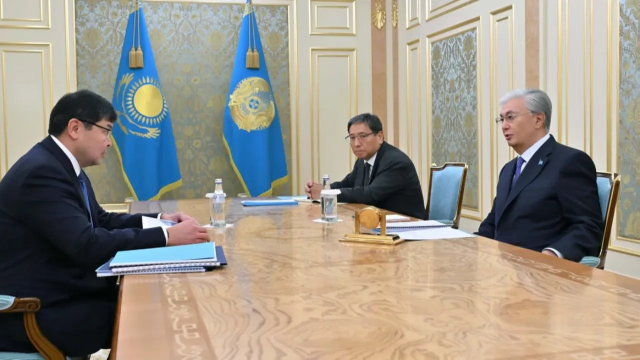 Биыл 335 млрд теңге заңсыз жұмсалған: Тоқаев Қаржы министрін қабылдады