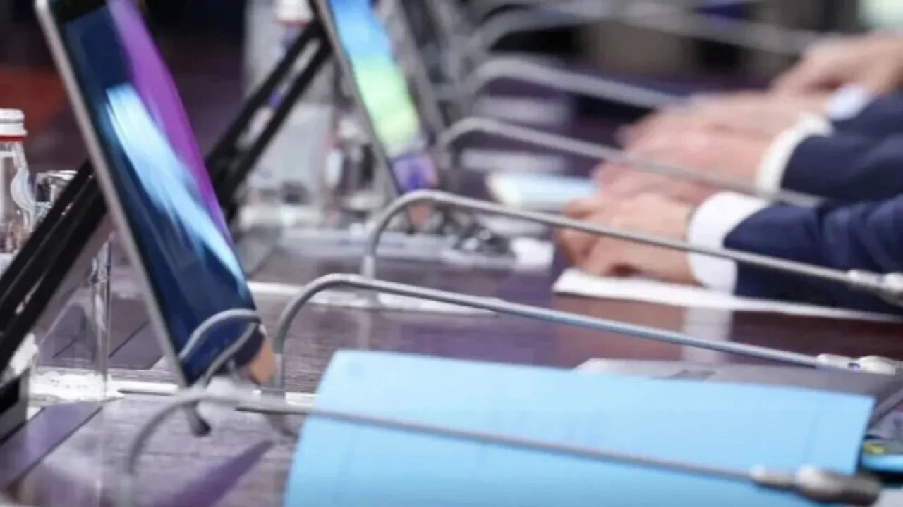 Сенат вернул закон об ИИ на доработку в Мажилис