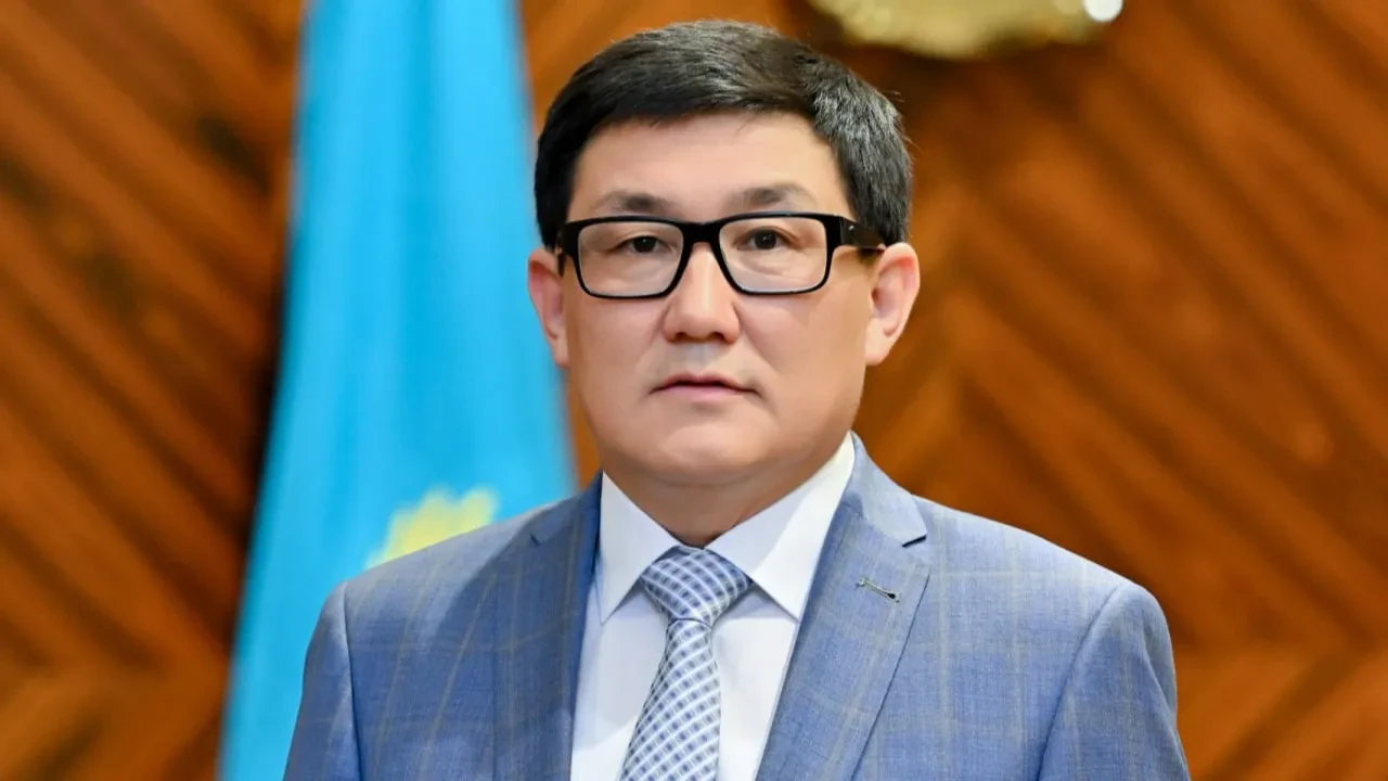 Семейдің жаңа әкімі болып Әділет Қожанбаев сайланды