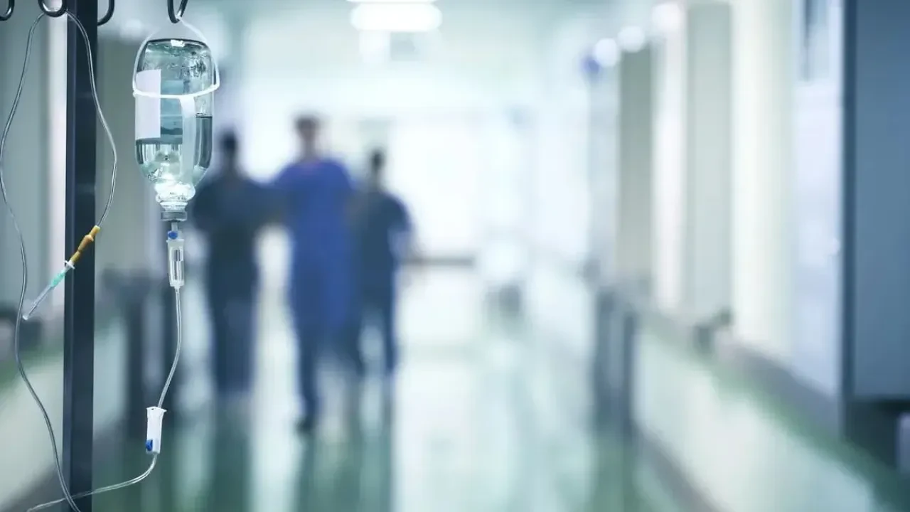 Пожар в Алгабасе: трое выживших в критическом состоянии