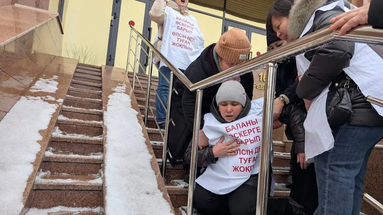 Әскердегі өлім: Тоқаев Бас прокурорға 12 күн уақыт берді