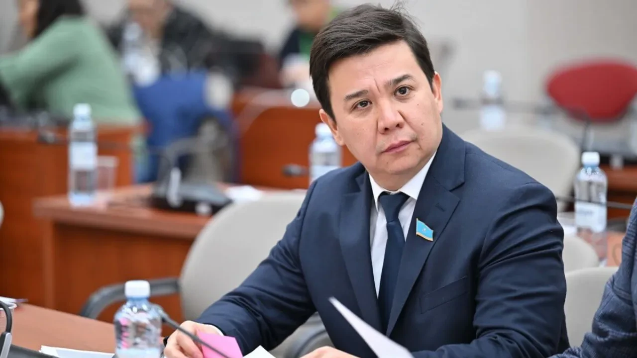 Банктер енді несие алушының туыстарынан кепілгер болуды талап ете алмайды