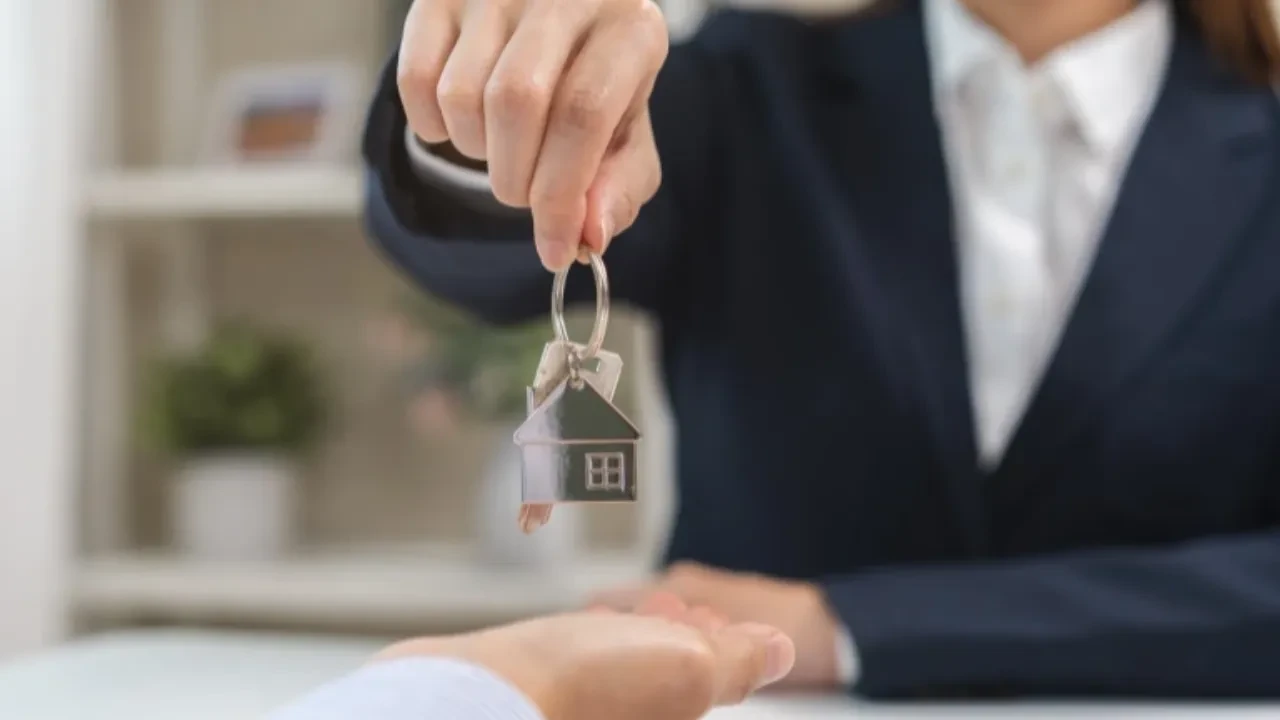 Риелторларға шағым көбейді: Үкімет жаңа реттеу жүйесін енгізбек