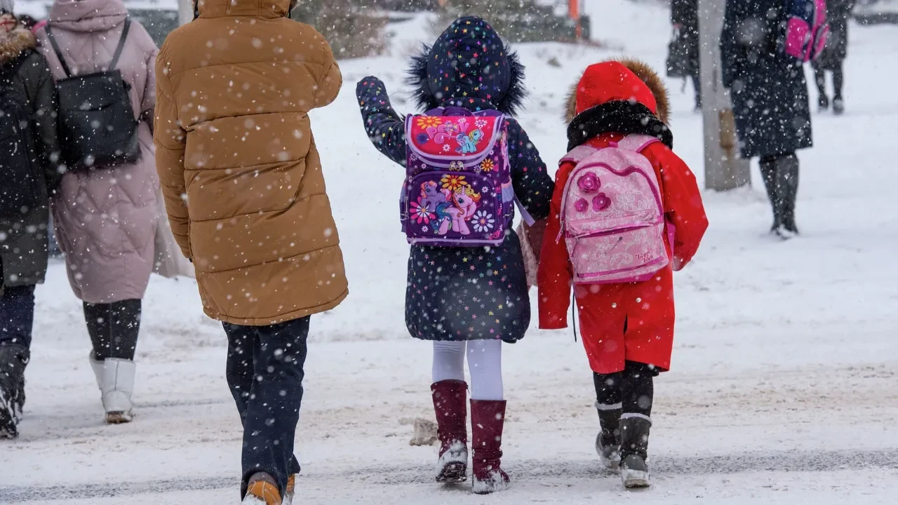 Десять дней отдыха: когда начнутся зимние каникулы у школьников Казахстана