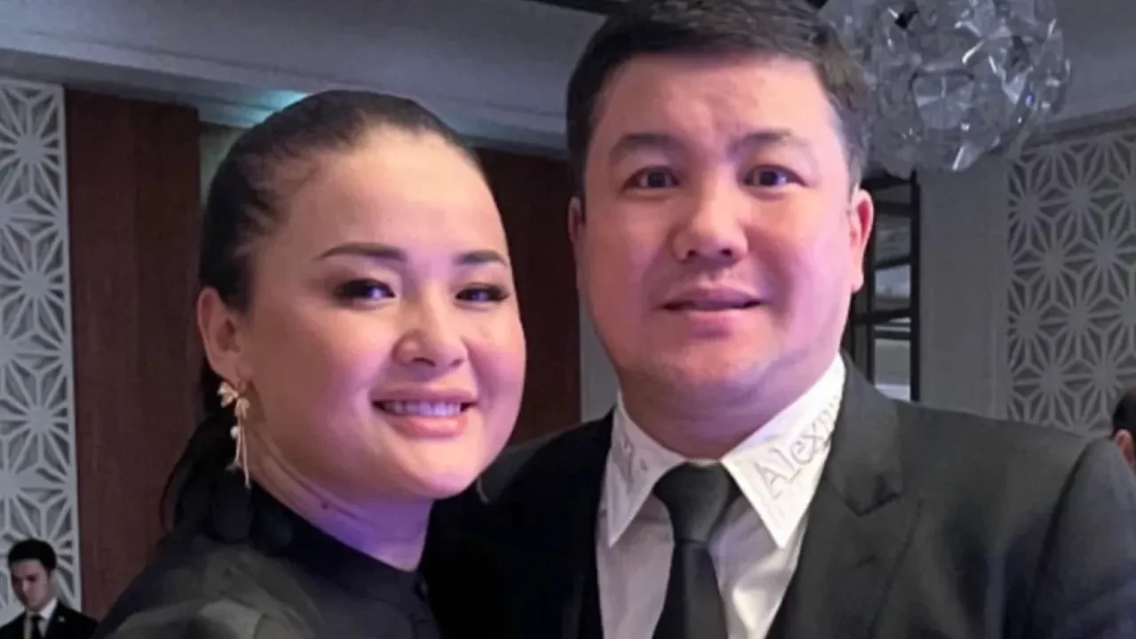 Аққұба бар барда вируссыз порно