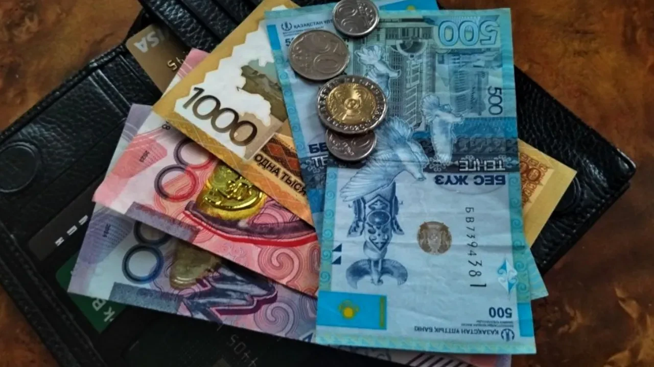 Когда доходы казахстанцев начнут расти быстрее инфляции