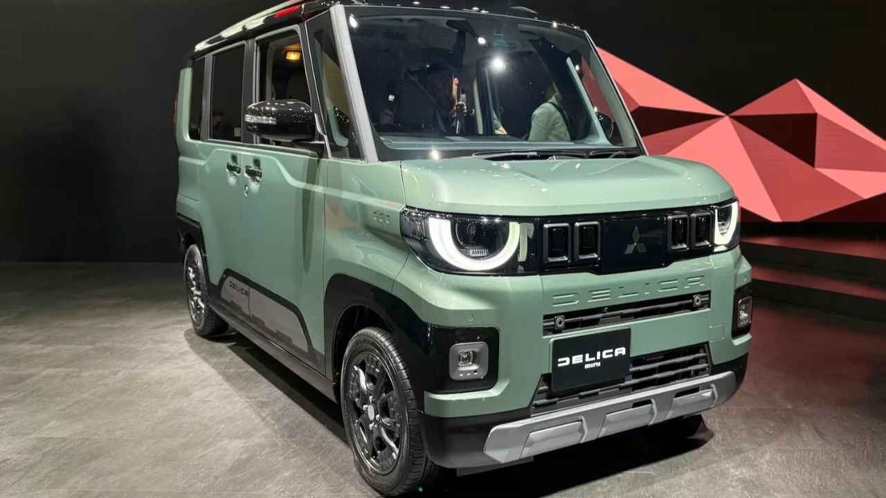 Could the Era of Mini Cars Begin in the US?