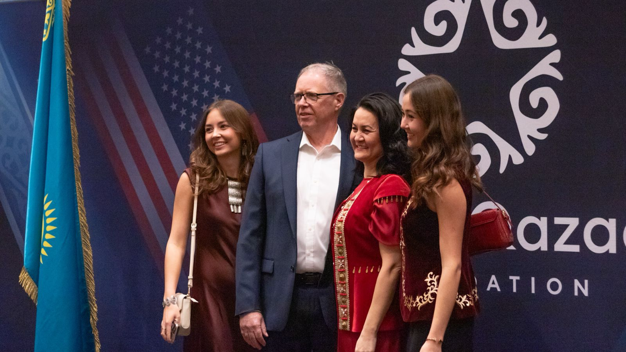 Американские чиновники отметили День независимости Казахстана в Хьюстоне