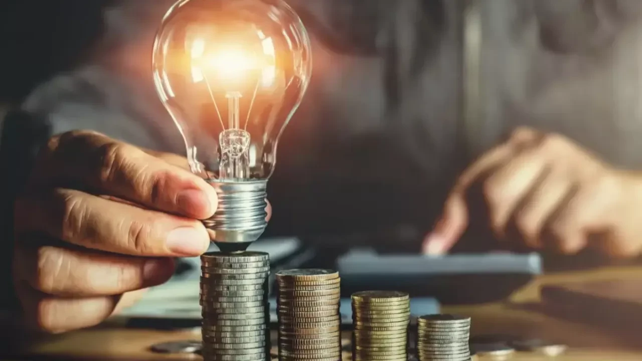 «Семилетняя заморозка» тарифов: Минэнерго дало официальный комментарий