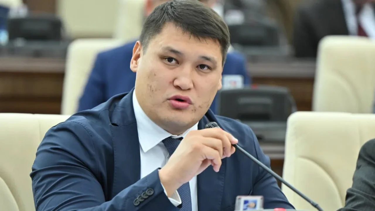 Руслан Берденовке оқ атқан Ернаp Жиембайдың әйелі болған оқиғаға қатысты үн қатты