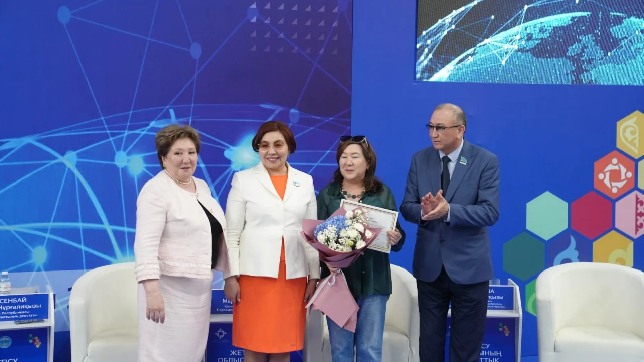 Бибигуль Жексенбай приняла участие в Гражданском форуме в Талдыкоргане