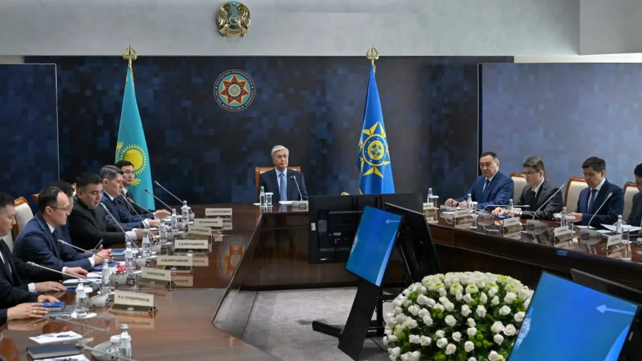 Мемлекет басшысы Ұлттық қауіпсіздік комитетінің басшылық құрамымен жиын өткізді