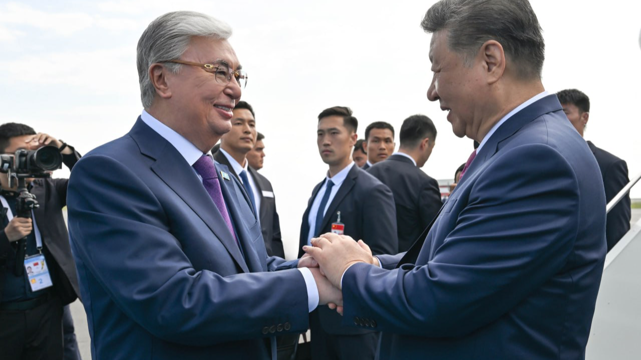 Си Цзиньпин Астанадағы сапарын аяқтады