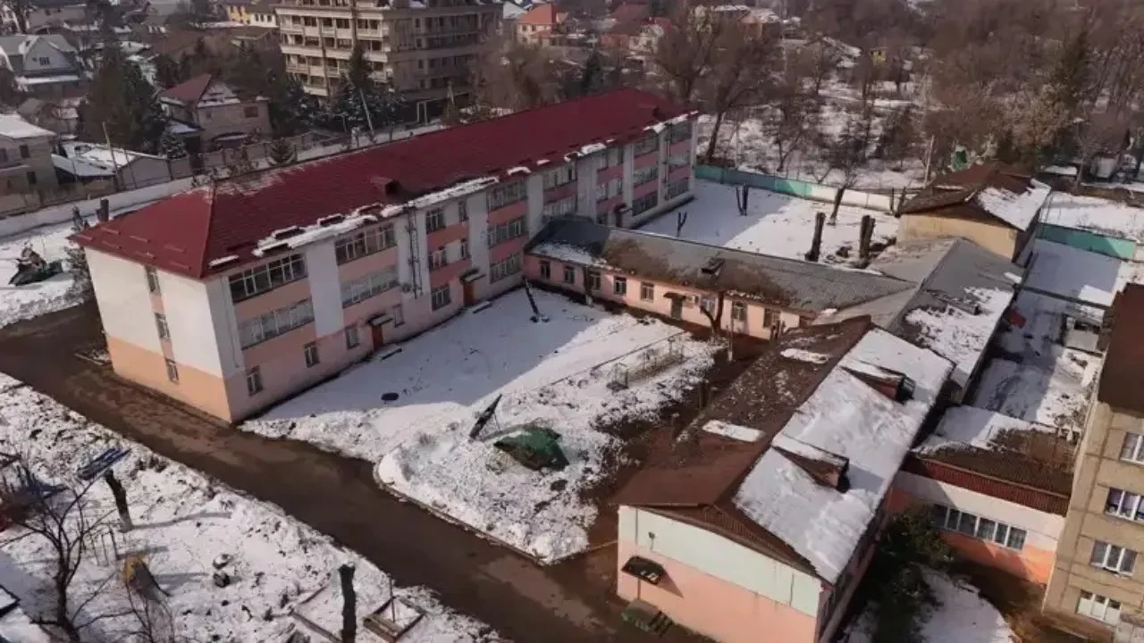 Президент поручил сохранить детский дом “Баганашыл” в Алматы