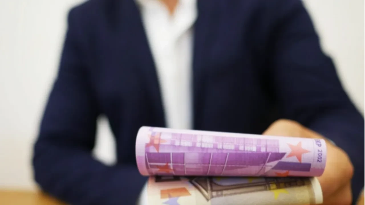 Отбасы банк запустил ипотеку под 5 % без очереди на жилье