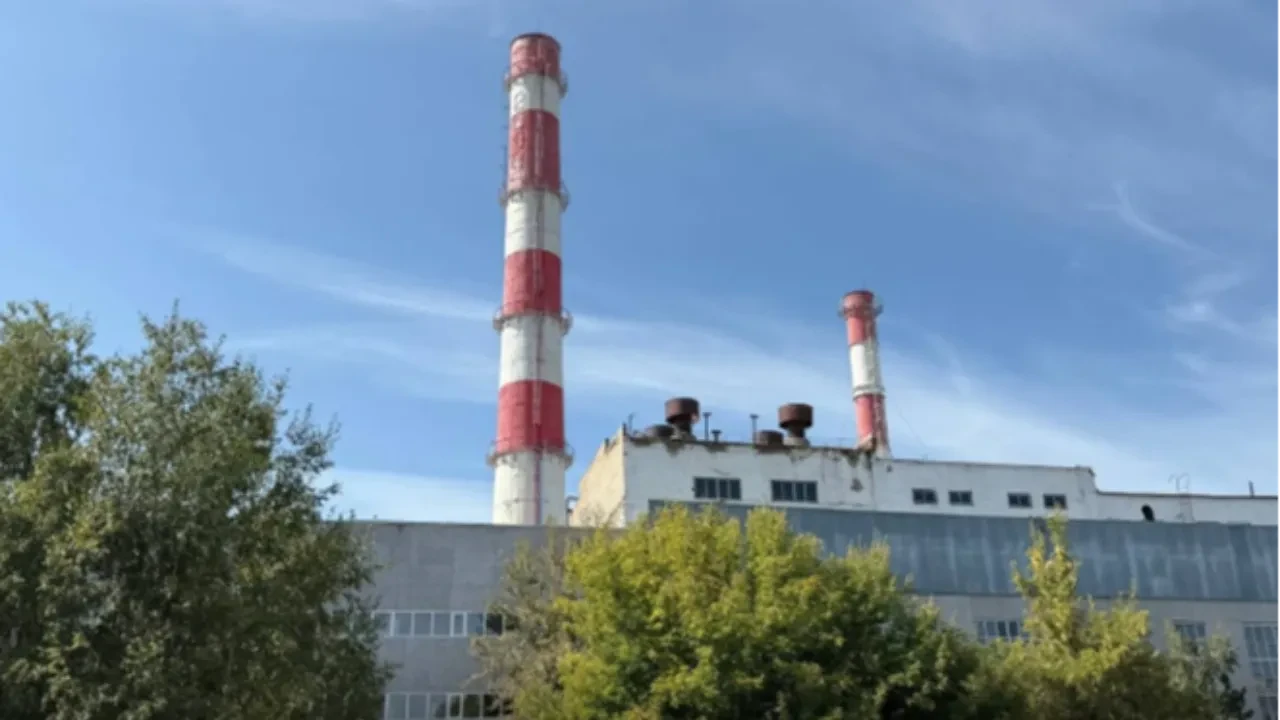 Костанай остался без горячей воды в день города: тепловики винят износ и российский газ