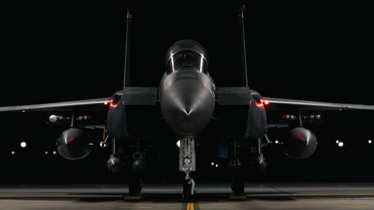 Over 90 Projectiles: U.S. Devastates ISIS Bases in Syria