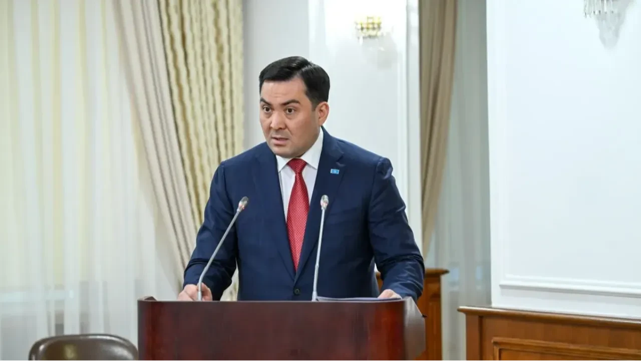 «Я не Ванга»: в Минэнерго отказались прогнозировать цены на топливо