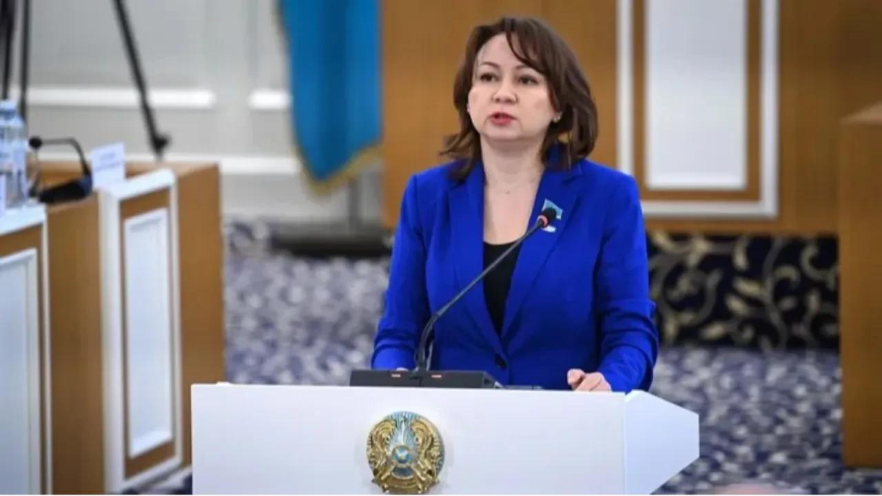 Чиновников критиковать можно: депутат разъяснила суть поправки о свободе слова