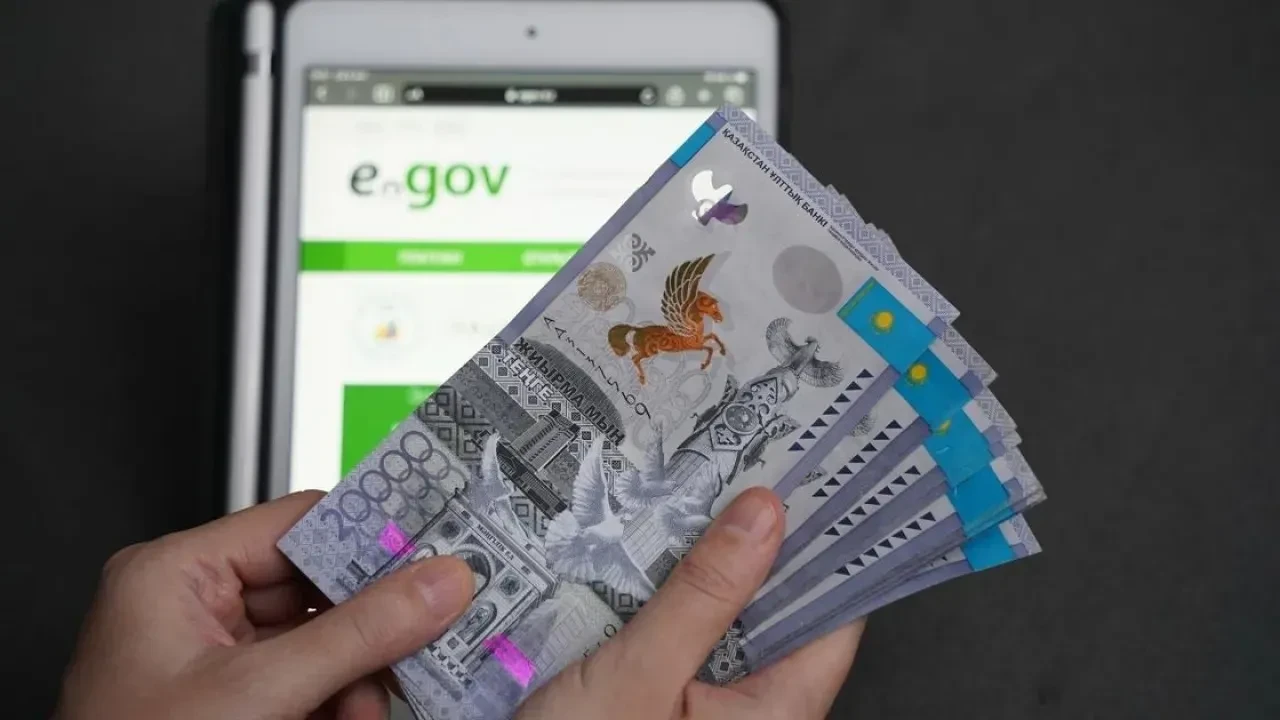 Казахстанцам начнут выдавать ваучеры на продукты, жилье и оплату коммунальных услуг