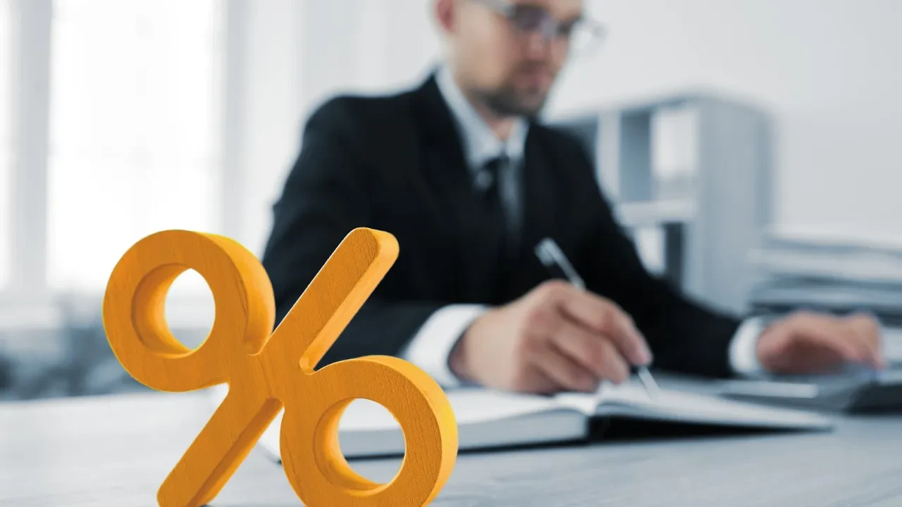 Кредиты по-новому: в Казахстане до 1 июля изменили потолок ставок