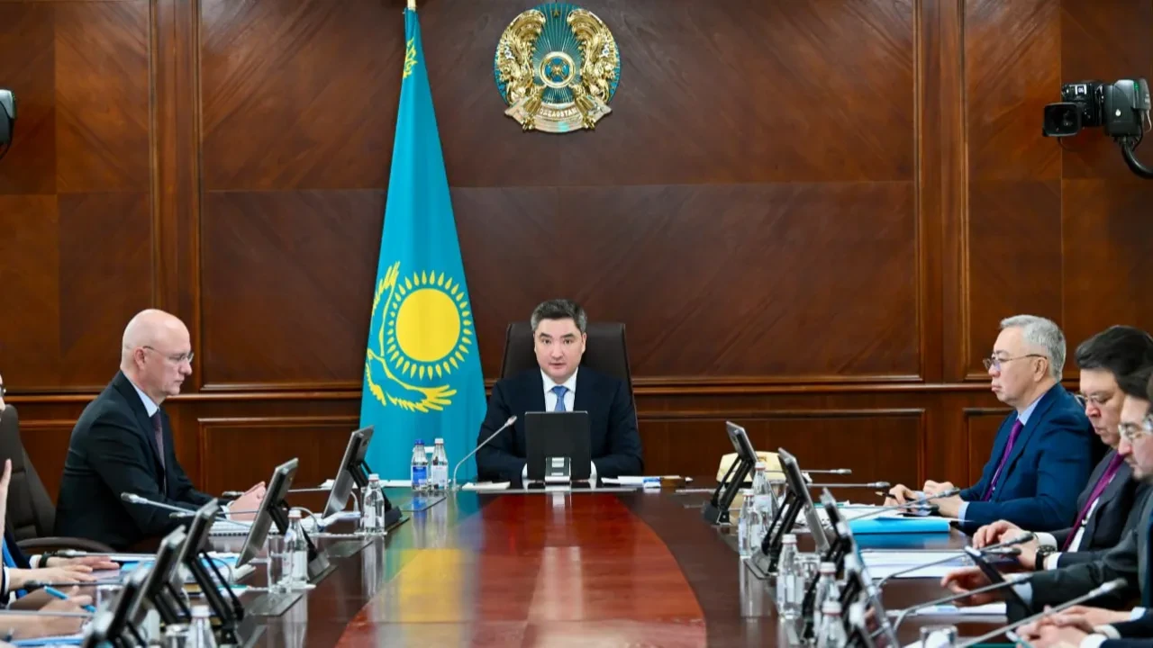 «Нәтиже болмаса – қоштасамыз»: Бектенов Kazakh Tourism басшысына қатаң талап қойды