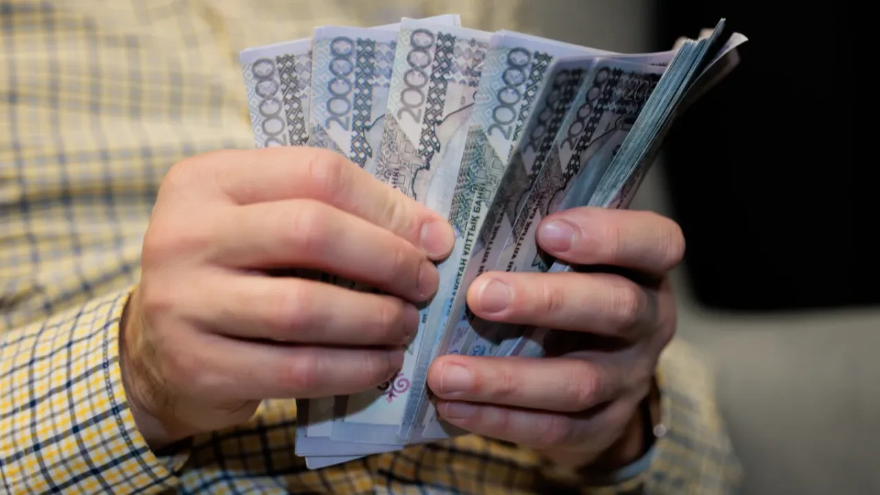 Kazakhstan to Withhold Certain Social Benefits from Wealthy Citizens Starting 2027: Government Approves Official List