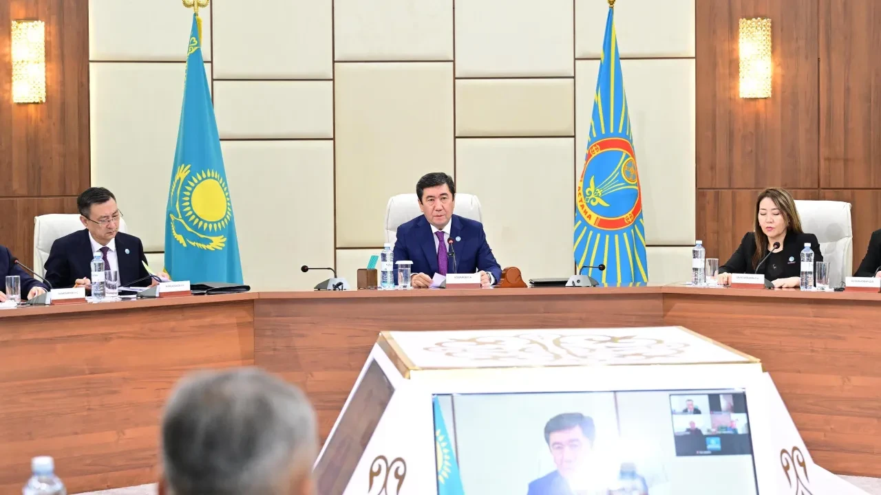 Ерлан Қошанов: Мемлекет пен қоғам арасындағы тұрақты диалогтың жұмыс істейтін жүйесін құруға тиіспіз