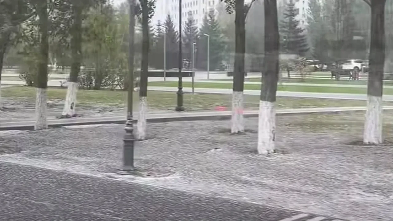 В Астане и СКО пошел первый снег