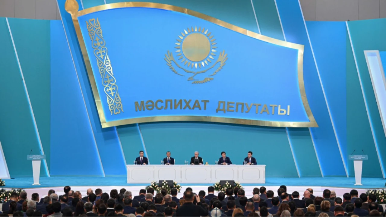 Токаев распустил всех депутатов Маслихата: что дальше?