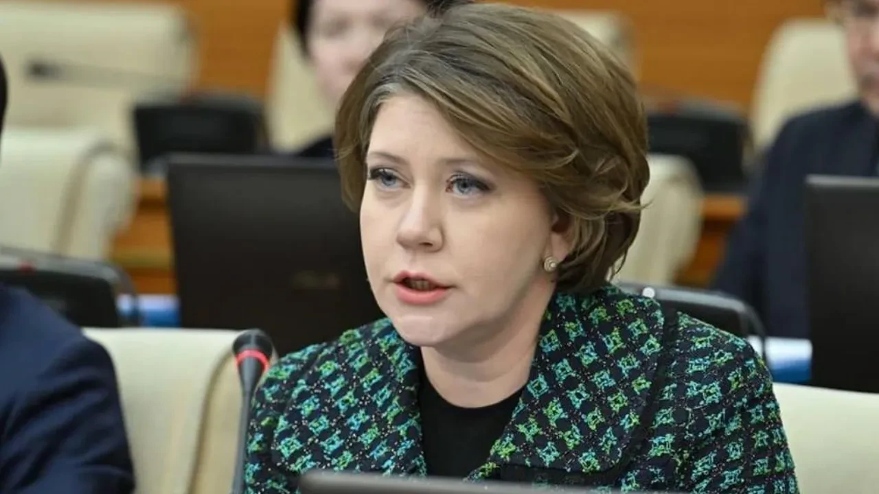 Құрылтай депутаты Татьяна Савельева өкілетін мерзімінен бұрын тоқтатты