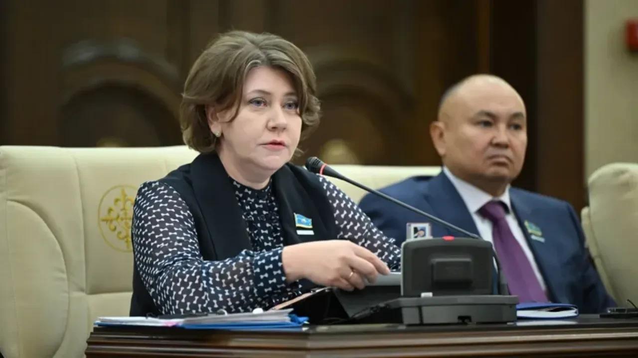 Құрылтайдағы мандатын тапсырған Татьяна Савельева Қорғаныс министрінің орынбасары болды