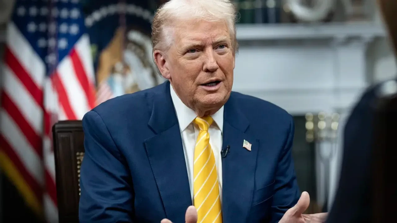 «Сенесіз бе, сенбейсіз бе...»: Трамп Украинадағы соғысты тоқтатудың соңғы кезеңіне келгенін мәлімдеді