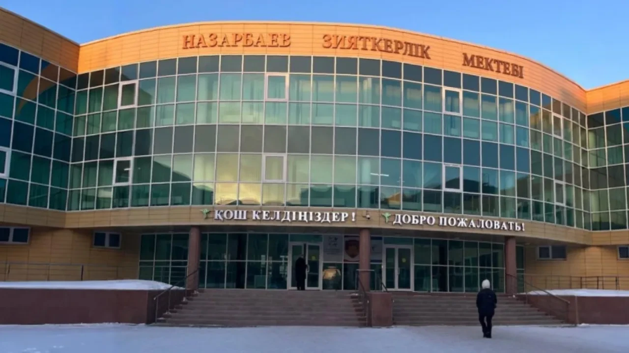 NIS оқушысының терезеден құлауы: «Өзін-өзі өлтіруге дейін жеткізу» бабы бойынша тергеу басталды