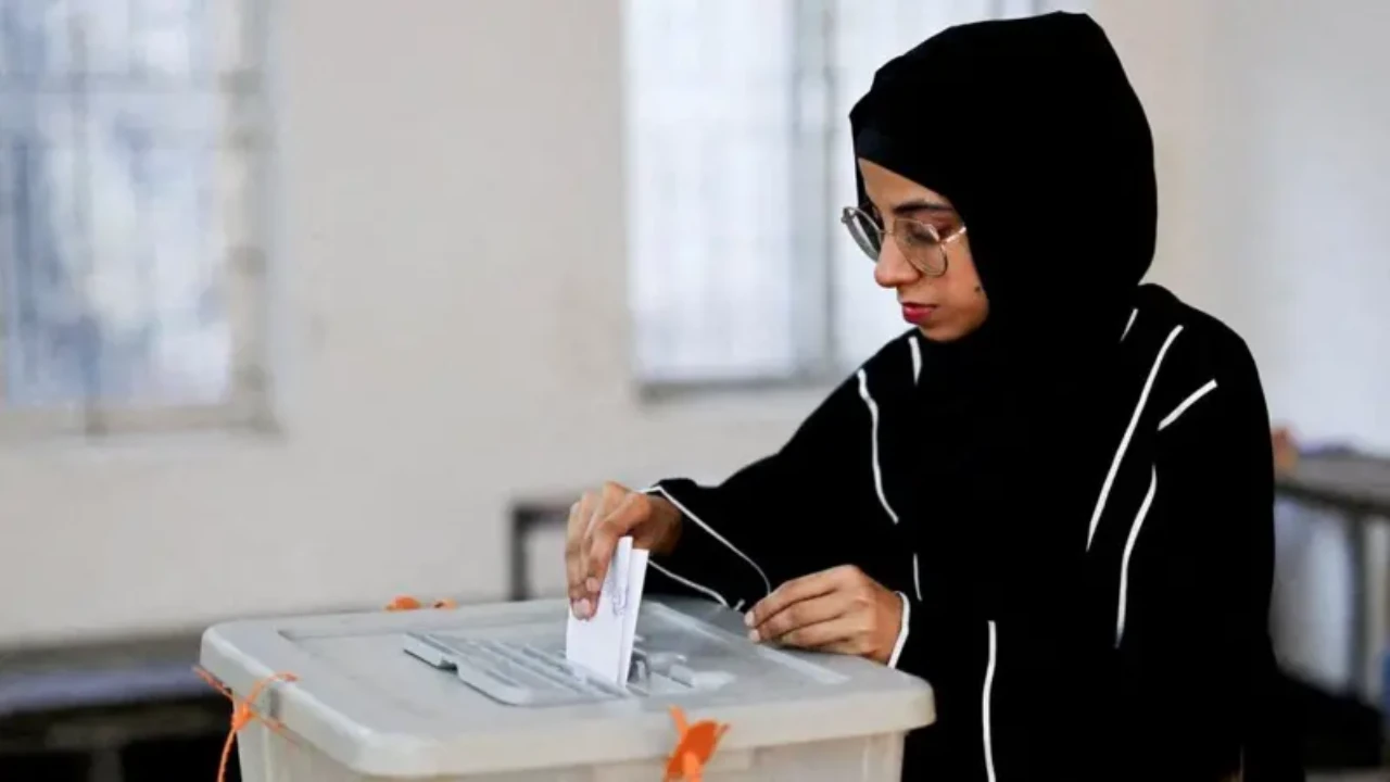 «Z ұрпағы» көтерілісінен кейінгі алғашқы сайлау: Бангладеш авторитаризмнен бас тартуда