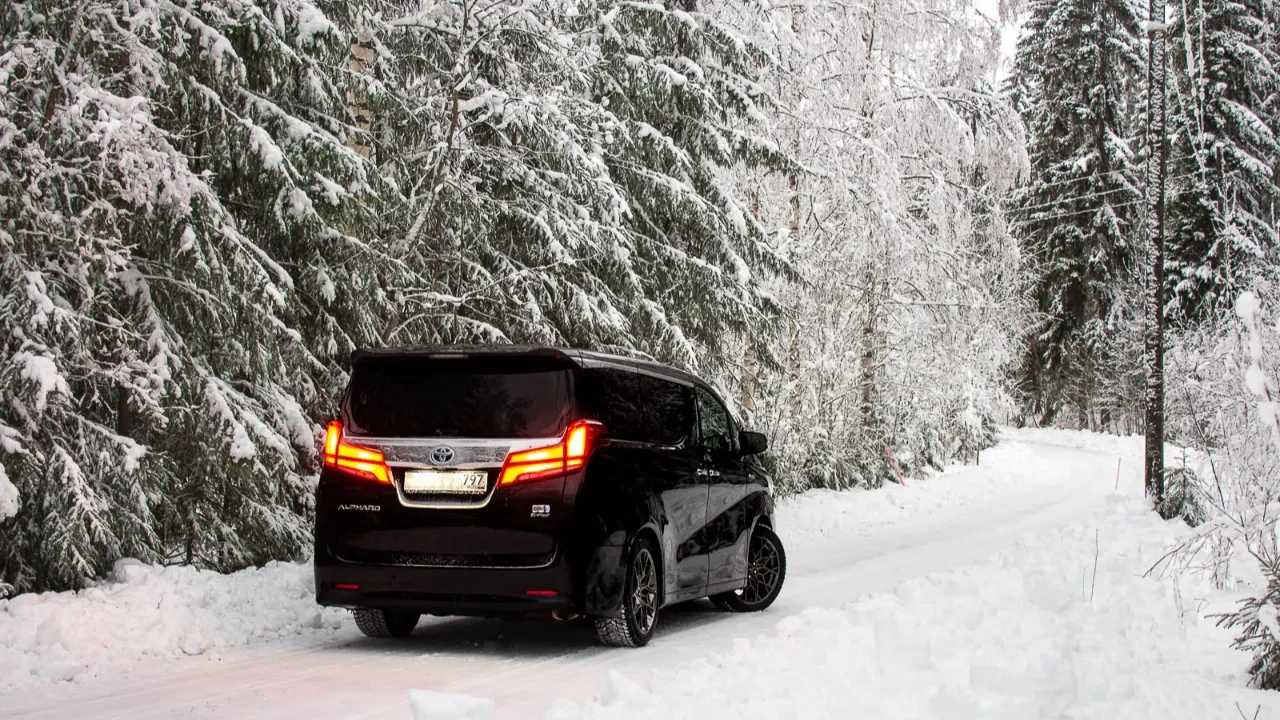 Toyota Alphard пен өзге де оң рөлді көліктерге қалааралық жолаушы тасымалына тыйым салынбақ
