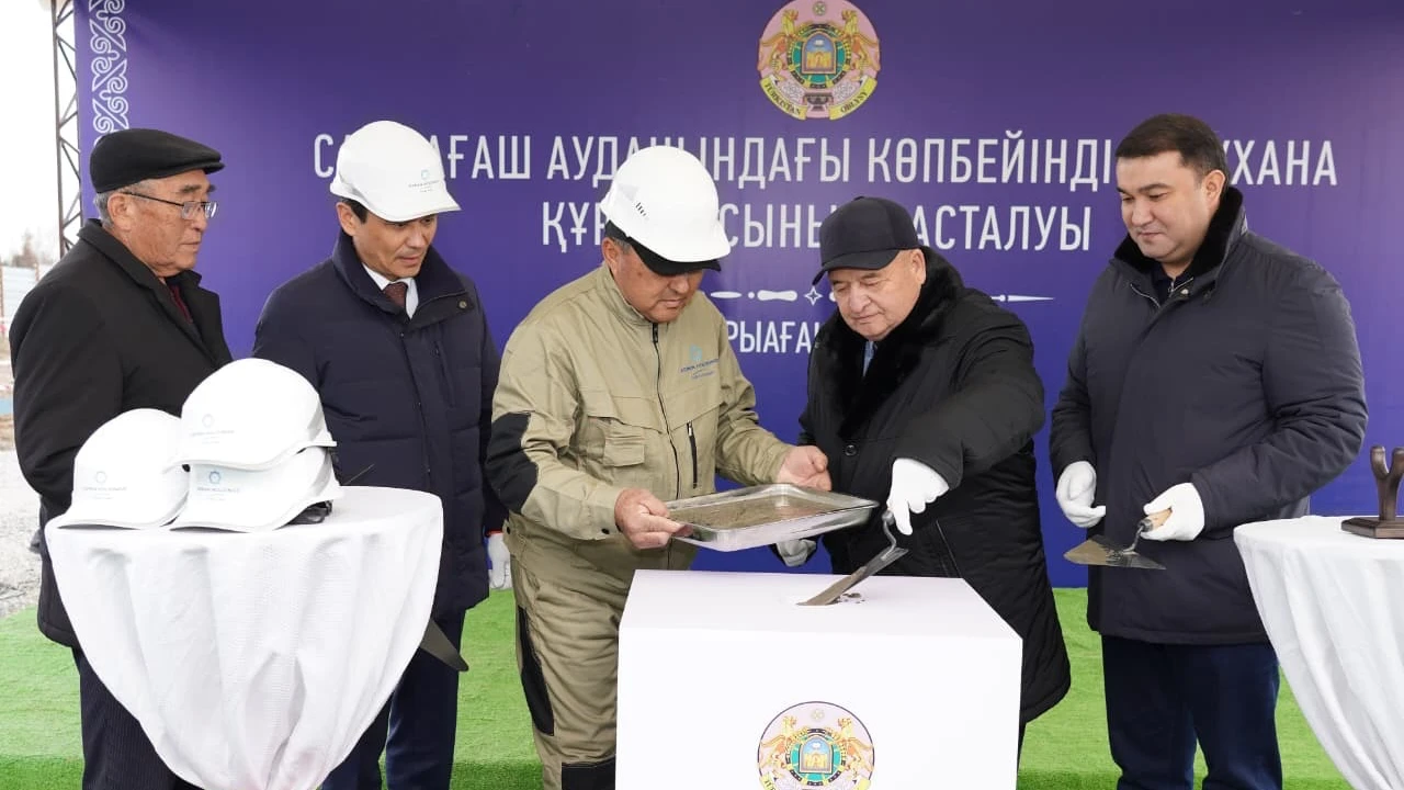 В РАМКАХ ПОРУЧЕНИЯ ПРЕЗИДЕНТА В САРЫАГАШЕ НАЧАТО СТРОИТЕЛЬСТВО СОВРЕМЕННОЙ МНОГОПРОФИЛЬНОЙ БОЛЬНИЦЫ НА 300 КОЕК