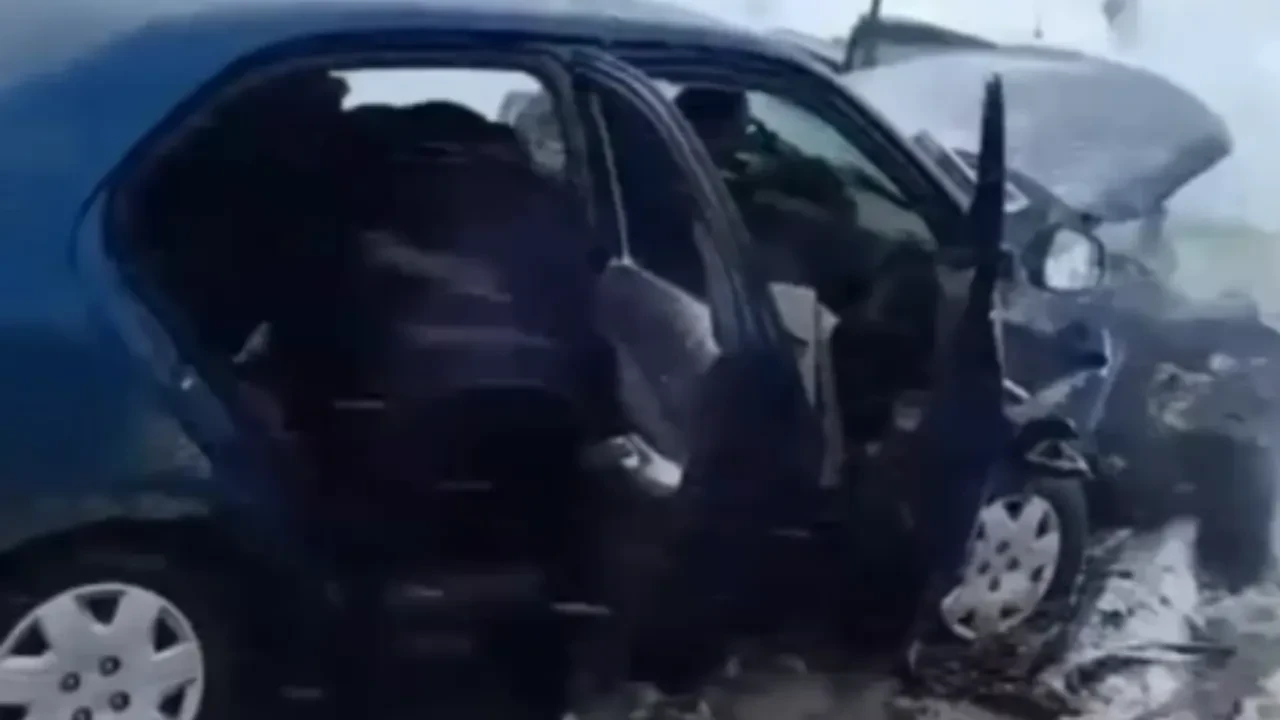 Абай облысында жантүршігерлік жол апатынан төрт адам қаза тапты