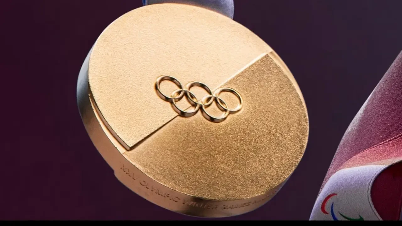 Алтын ба, әлде ойыншық па? Олимпиада медальдары бөлшектеніп жатыр