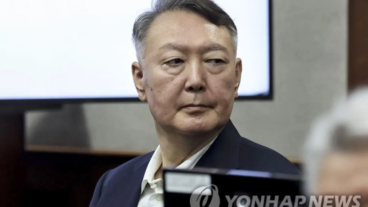 Бывшего президента Южной Кореи приговорили к пожизненному заключению