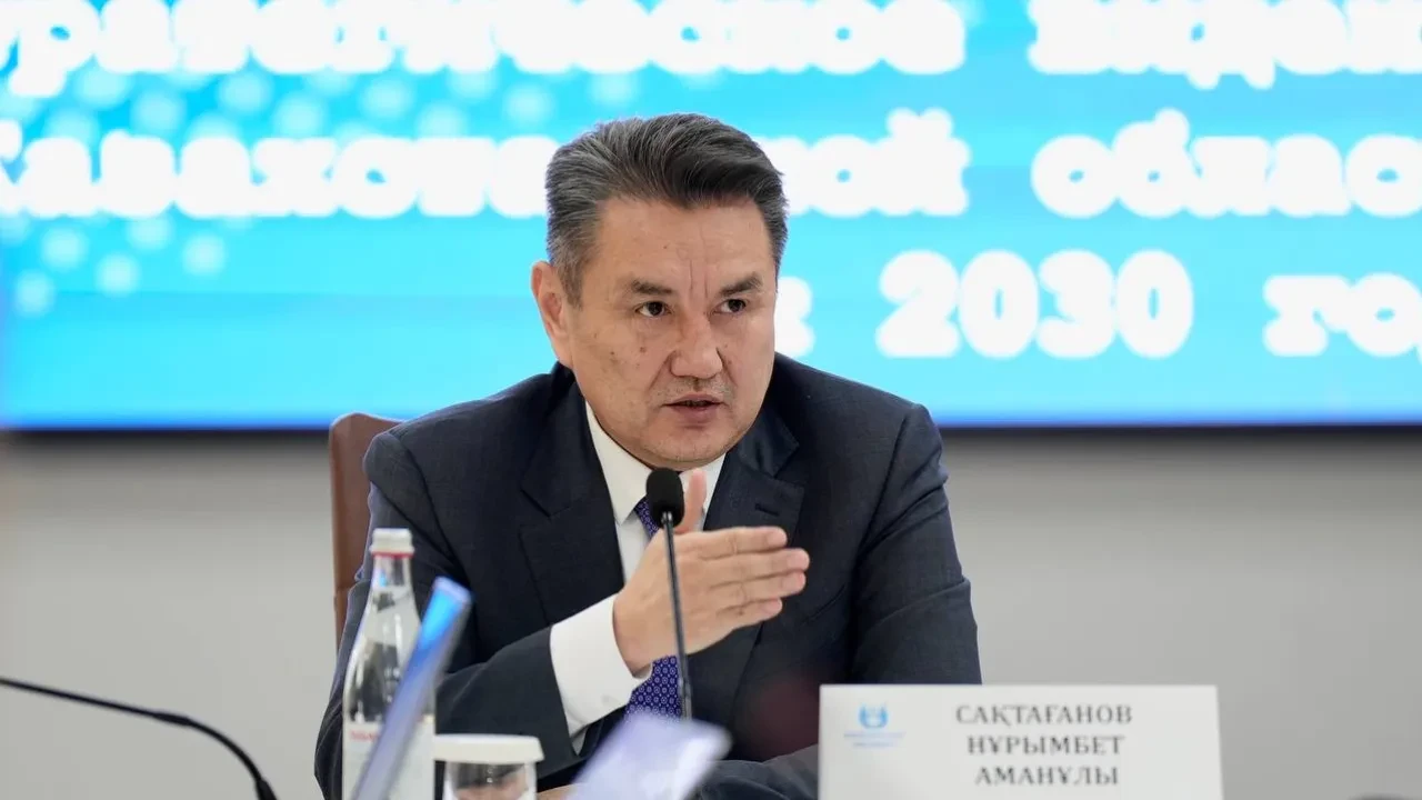 ИНВЕСТИЦИЯ, БИЗНЕС ЖӘНЕ КАДР МӘСЕЛЕСІ: ШҚО-ДА 2026 ЖЫЛДЫҢ АЛҒАШҚЫ ІСКЕРЛІК КЕҢЕСІ ӨТТІ