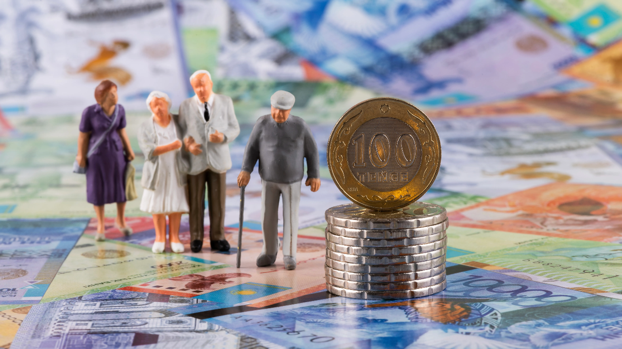 Министрлік 50 жаста зейнетке шығу үшін қанша ақша керек екенін хабарлады