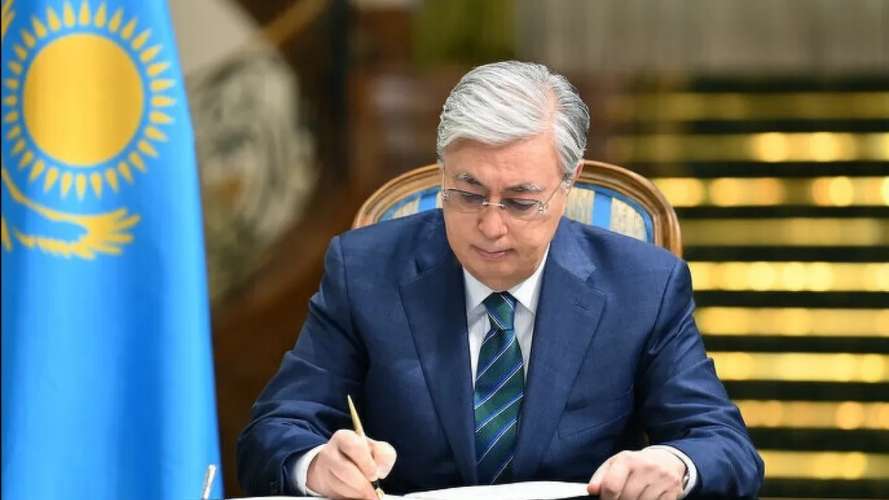 Жаңа Конституция бойынша референдум 15 наурызда өтеді