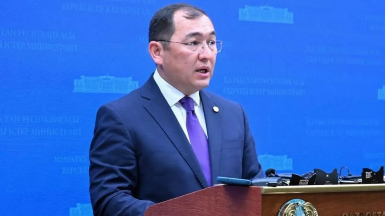 Президент тексерілмеген ақпарат айтпайды – Смадияров 7 трлн теңгенің аударымы жайында