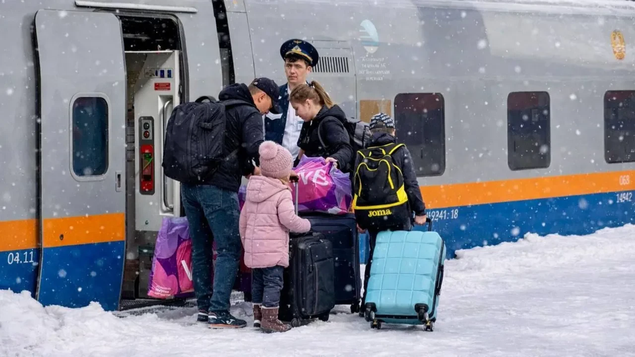 Куда уехать на Наурыз: КТЖ добавит дополнительные вагоны