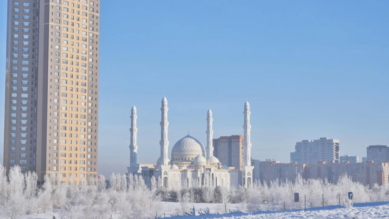Астананың өз шрифті пайда болады: Кәсіпкерлерге маңдайшаларды ауыстыру міндеттеле ме?