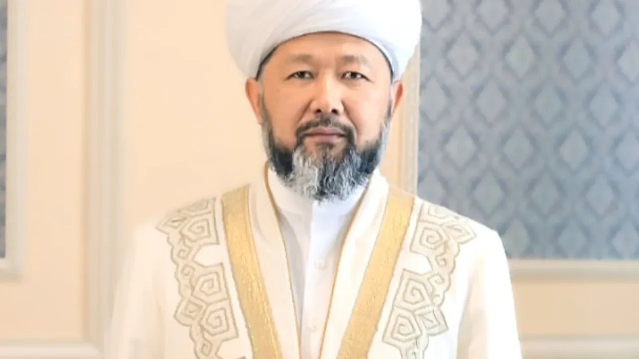Главный муфтий Казахстана просит магазины и кафе снизить цены в месяц Рамазан