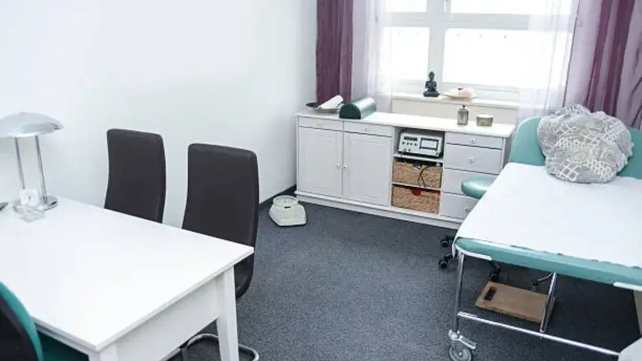 Четверо пациентов скончались в приаптечных процедурных кабинетах Шымкента