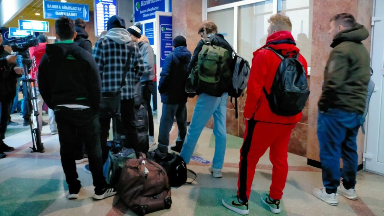 Қазақстан жалған құжат рәсімдеген ресейліктерді елден шығаруы мүмкін